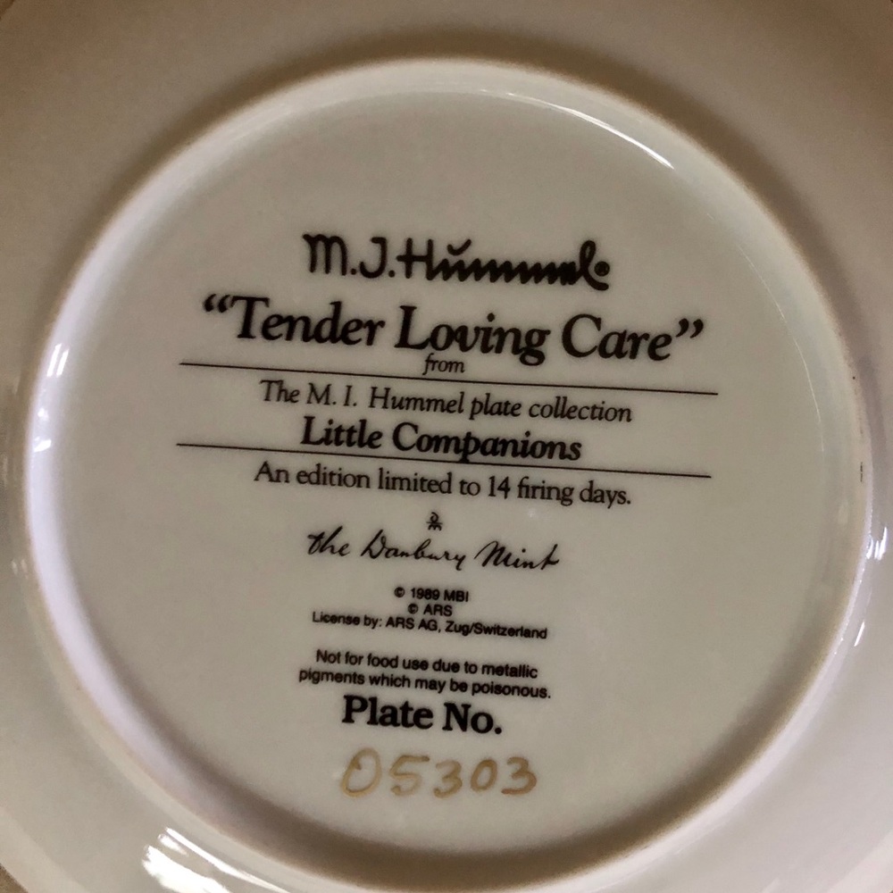 M.J. Hummel “Tender Loving Care” Collectible Plate - Picture 7 of 8